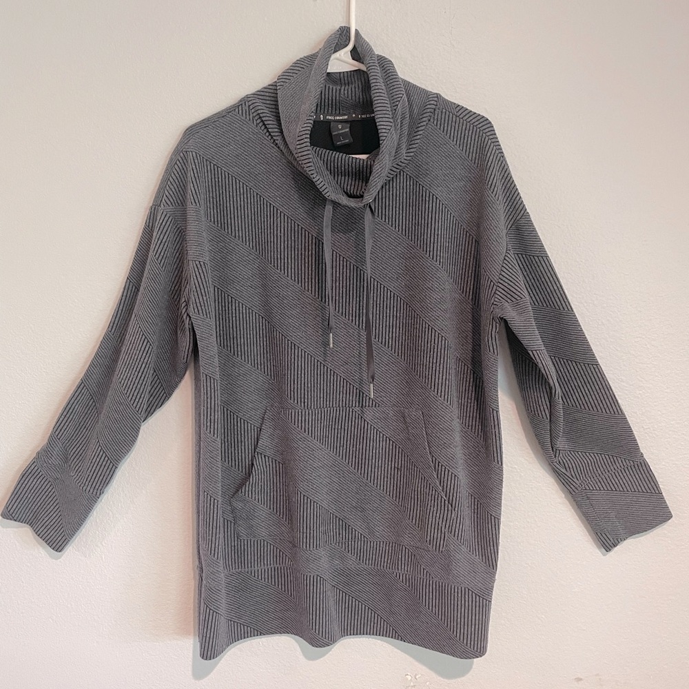 FREE COUNTRY Women’s L Striped Long Sleeve Athleisure Pullover Sweater